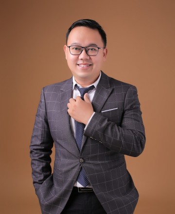Trần