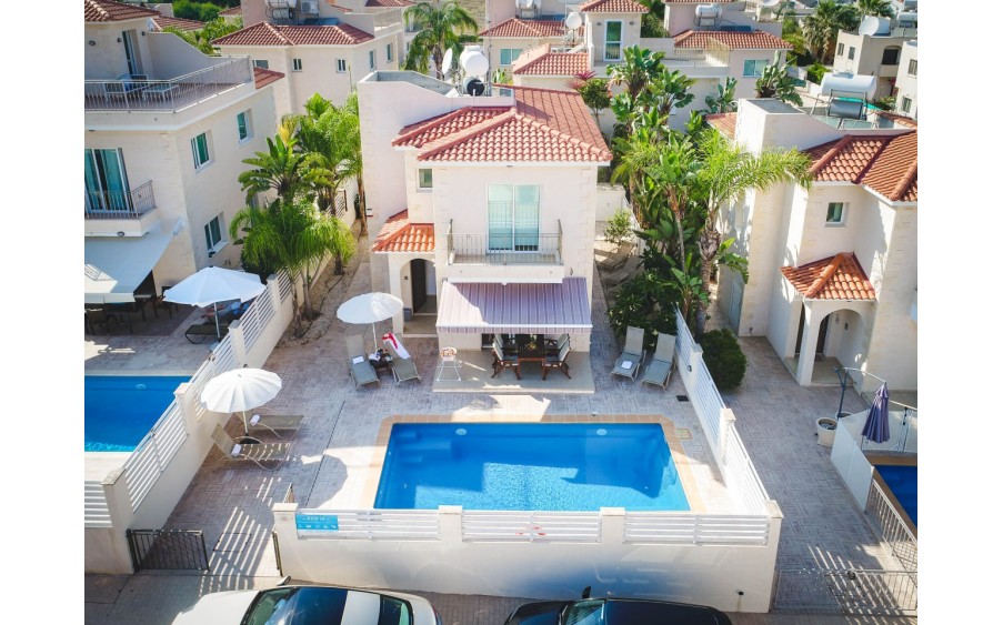 Chỉ từ 300.000 Eur - sở hữu ngay biệt thự sang trọng quận Paphos, Cyprus