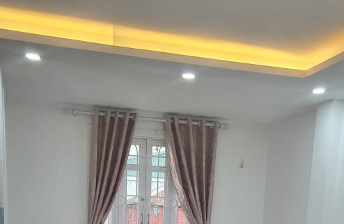 Nhà Nguyễn Ngọc Nại 35m2, 6T thang máy o tô đỗ cổng kinh doanh, full nội thất