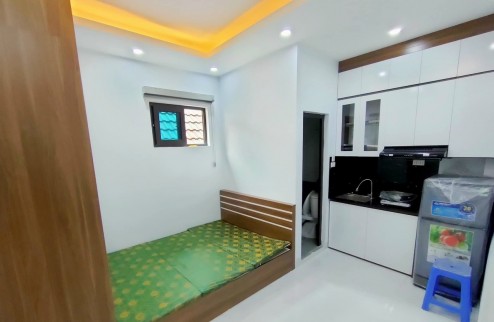 Cơ hội vàng! Bán nhà  Đỗ Đức Dục, 49m2, thiết kế hiện đại, ô tô đỗ, 5 tỷ 3