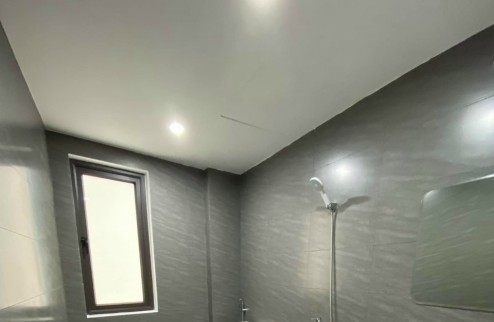 Nhanh tay! Nhà đẹp phố Đỗ Đức Dục, 50m2, ô tô, lô góc 5 tỷ 5