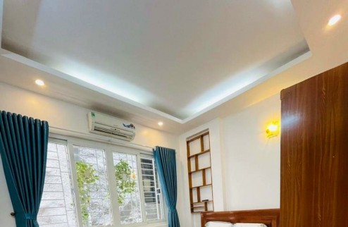 Thật 100%! Nhà đẹp phố Đỗ Đức Dục, 47m2, ngõ rộng, thông thoáng, kinh doanh 5 tỷ 1