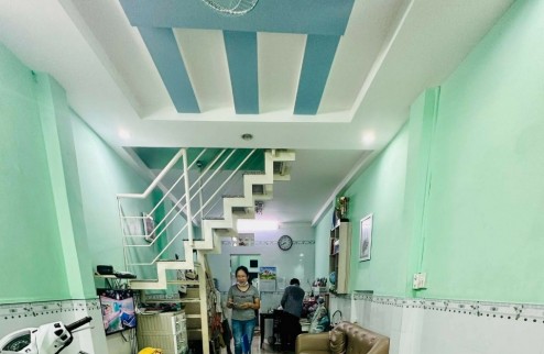 Bán nhà đường Vạn Kiếp quận BÌnh Thạnh diện tích 28 m2 giá thương lượng