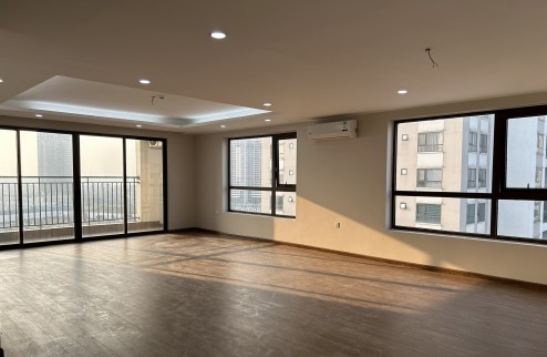 Cho thuê căn hộ Udic Westlake Tây Hồ, 168m2, 3PN, nội thất sang trọng, giá: 16 tr/tháng