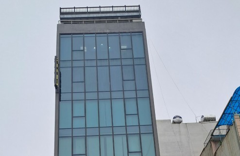 Mặt phố Trần Quốc Hoàn: 80m, 7 tầng, Mt 5m, vỉa hè, thang máy, ô tô. 20 tỷ.