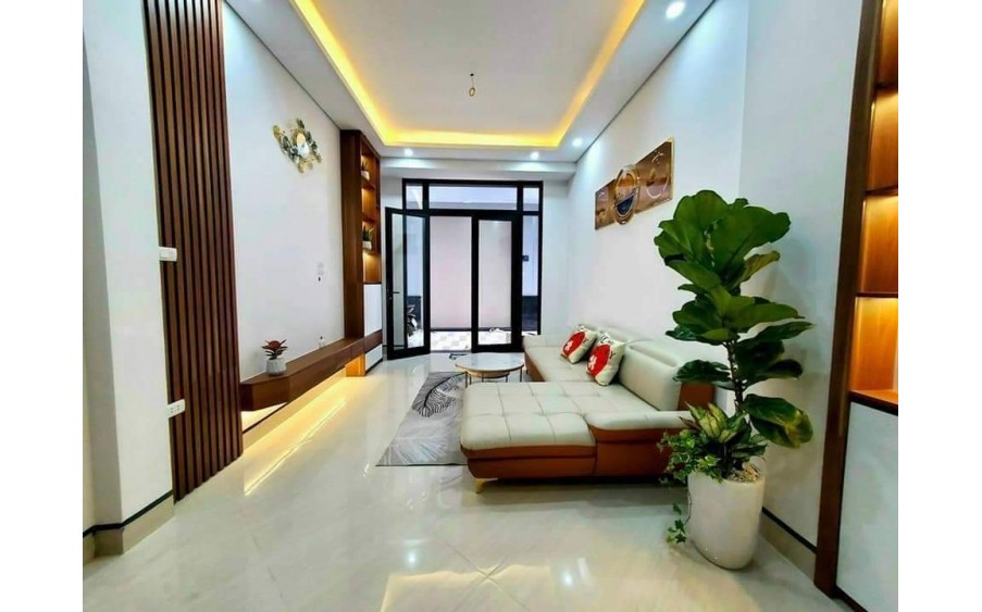 NHÀ MỚI NGỌC THUỴ LONG BIÊN PHÂN LÔ - Ô TÔ ĐỖ CỬA 5 TẦNG 3 NGỦ - NGÕ NÔNG NGẮN - HẠ TẦNG ĐẸP - FULL NỘI THẤT CHỈ 3TY85