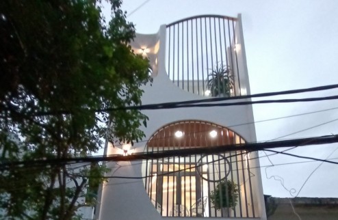 Bán nhà 3 tầng kiệt Ô TÔ K274 đường Tô Hiệu, Hòa Minh, Liên Chiểu, Đà Nẵng