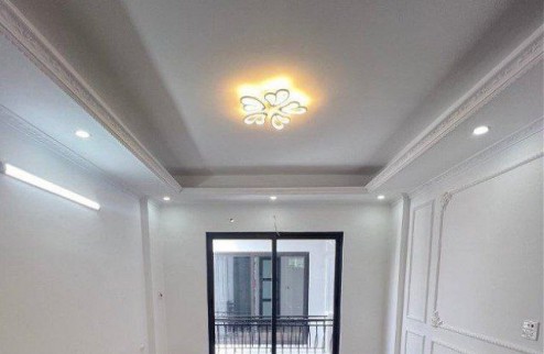 Bán nhà yên nghĩa 40M X 5T, thoáng, đẹp, ngõ to, giá hơn 2 tỷ.