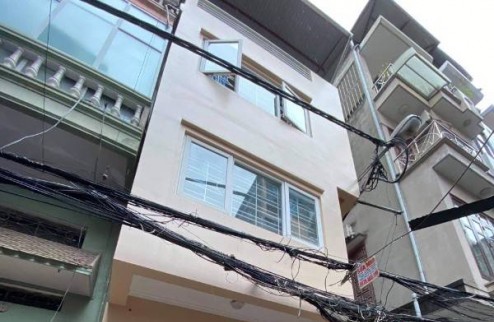 Cho thuê nhà riêng,tại ngõ 105 phố Láng Hạ, quận Đống Đa, diện tích 50m2x4 tầng, mặt tiền 4,5m
