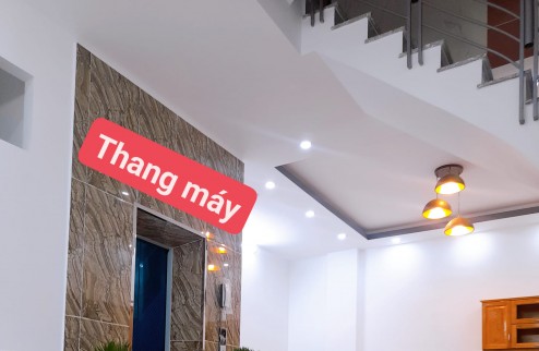 NHÀ LỚN THÍCH QUẢNG ĐỨC CÓ THANG MÁY