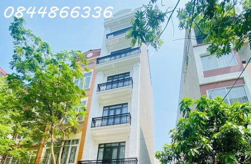 Nhà Phân lô 50m2, 7 tầng Khu đô thị Văn Khê, Hà Đông, ô tô tranh, kinh tốt, full nội thất