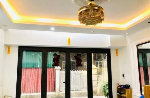 Bán nhà 79m2 phố Nghi Tàm, Tây Hồ Ô tô đỗ cửa 6 phòng 10m Ô tô phi 9.9 Tỷ