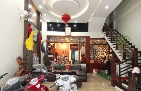 nhà đẹp Ái Mộ-Long Biên, 110m x 5tầng, gara, kinh doanh, tặng nội thất