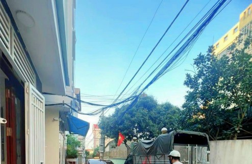 Cần bán gấp nhà 4 tầng mới xây tổ 14 phường Yên Nghĩa Hà Đông diện tích 30m2 ô tô đỗ cửa