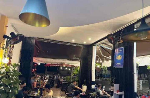 Cần sang quán cà phê góc 2 mặt tiền Phú Thọ Hoà -Tân Phú