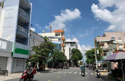 Nhà MT trung tâm Tân Phú, Tân Sơn Nhì, 130m2, 5 tầng, tặng nội thất. Ninh mặt tiền.