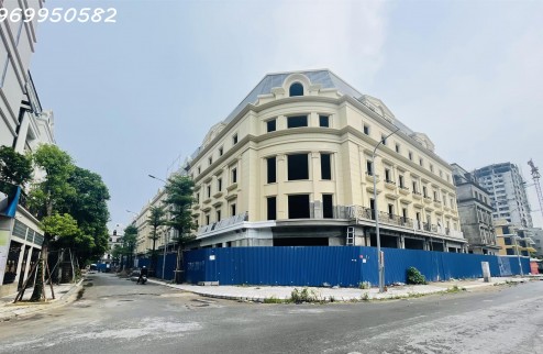 Nhà phố thương mại tại Nguyễn Xiển, 93m2, 6x15.5m, 6 tầng, 26 tỷ