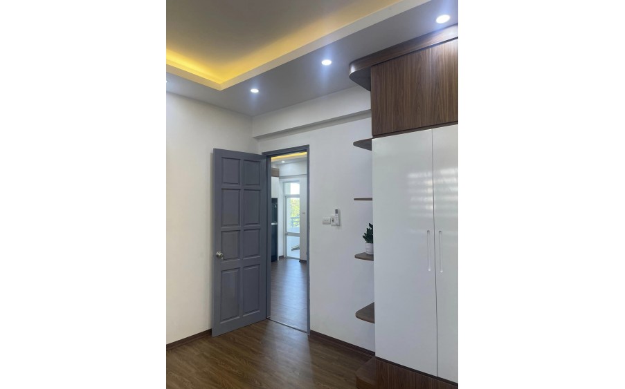 Bán Căn Chung Cư CT3A Số 10 Đại Lộ Thăng Long 90 m2 .