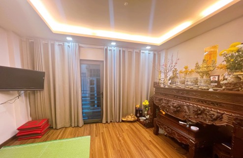 Bán nhà 42m2 F361 An Dương, Tây Hồ Thang máy XỊN Gara Ô tô phi 7.1 Tỷ