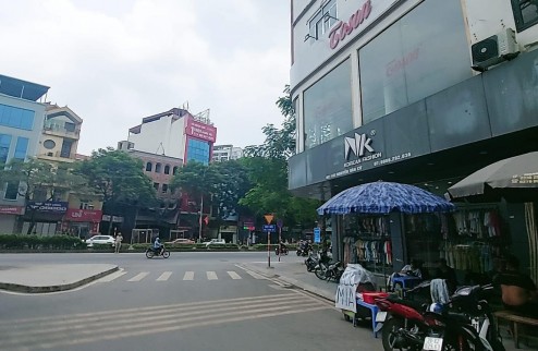 bán nhà lô góc 1 mặt phố Nguyễn Văn Cừ 1 mặt ngõ, 55m x 4tầng, thông sàn, vỉa hè 8m