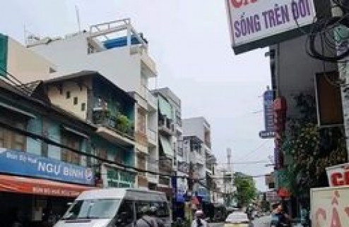 Khu vực kinh doanh SUNG nhất đường Đồng Đen Tân Bình
Hẻm container