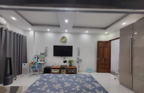 HIẾM LÊ THANH NGHỊ, LÔ GÓC, SÁT PHỐ, NHÀ ĐẸP Ở LUÔN 50m x 4T, NHỈNH 4 TỶ 0901753139