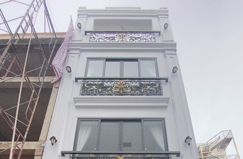Bán nhà HXH 1/ Nguyễn Thượng Hiền. 4 tầng BTCT, nở hậu