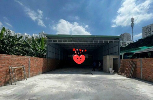 Cho thuê kho Lê Văn Lương, 10x30m, giá 25 triệu