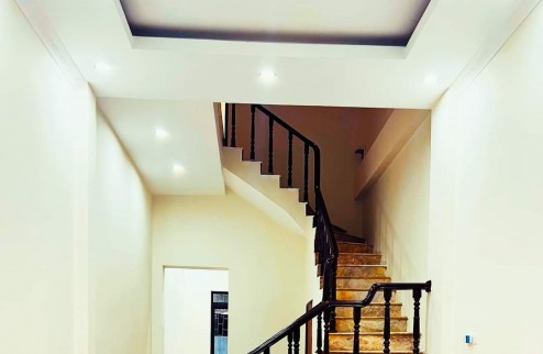 Nhà phân lô phố Nguyễn Ngọc Nại 70m2, nhà mới đẹp, oto vào tận cửa, ngõ thông Cù Chính Lan