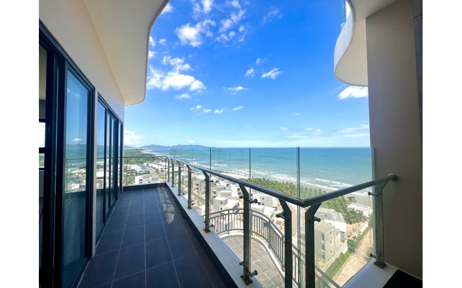 Sang nhượng gấp căn hộ trực diện biển Aria Vũng Tàu, 360 độ view biển. PKD 0965 038 710