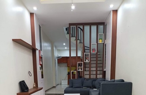 Cực Đẹp, Nhà ở Lê Quang Đạo Phú Đô 40m2  5tầng Gần Ô tô nhà đẹp tặng Full nội thất