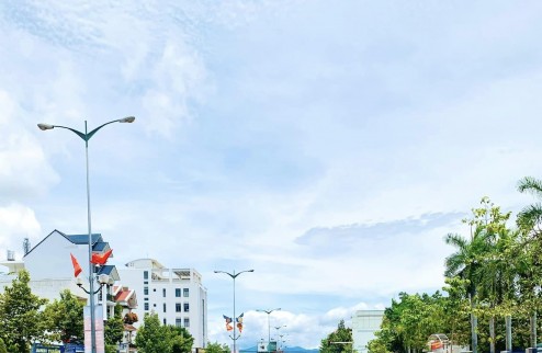 Cần bán lô đất mặt tiền kinh doanh Đại lộ Tôn Đức Thắng-Trung tâm Tp.Phan Thiết Giá Rẻ