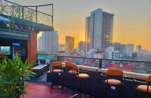 Cho thuê sân thượng kinh doanh cafe rooftop tại Nguyễn Phúc Lai , DTSD 150m2 , giá 15tr