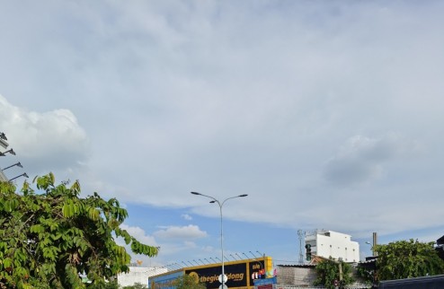 Bán nhà mặt tiền 4Mx43M đường Lê Trọng Tấn quận Tân Phú nhỉnh 17tỷ.