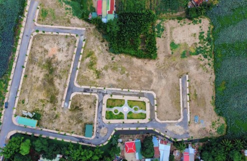 Bán nhanh lô đất 100m2 đã ép cọc chỉ về xây nhà giá chỉ 968tr. Gần nhà thờ Tân Hội TP. Phan Rang Ninh Thuận