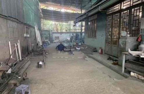 Cho thuê xưởng 600m2 Long Trường, có điện 3 pha