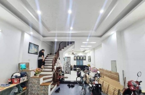 Bán nhà Minh Khai 39m2-5 tầng gần chung cư lắp máy , giá chỉ 3 tỷ 390