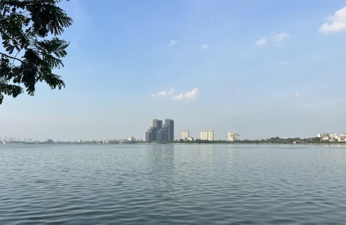 Ngõ 29 Võng Thị, Tây Hồ. 33 m2, 5 tầng, vài bước ra hồ Tây, nhỉnh 4 tỉ