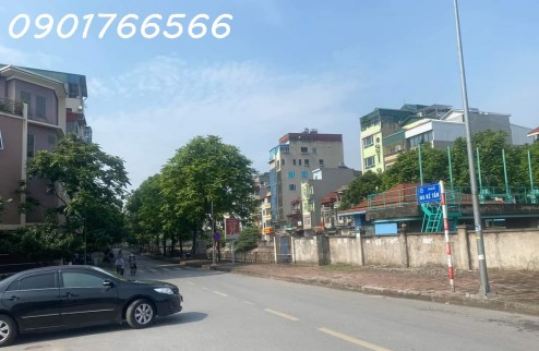 Bán đất tặng nhà, View hồ Phương Liệt, Phố  Phan Đình Giót 68m x 3T, Giá hơn 10 tỷ.