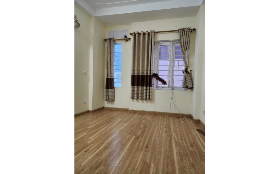 Nhà Phan Đình Giót, Hà Đông, 30m2, 4 tầng, giá 3,35 tỷ,