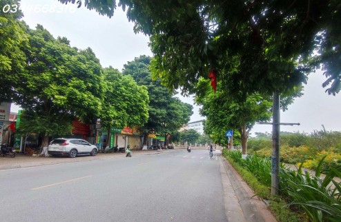 Đất tái định cư Giang Biên, vỉa hè, ô tô tránh, view vườn hoa, giá 5.1 tỷ