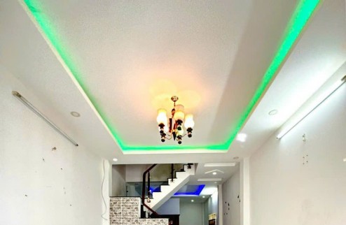 Nhà bán 2 tầng, hẻm ba gác, 52m2, nhỉnh 2 tỷ, ngay Huỳnh Tấn Phát Nhà Bè