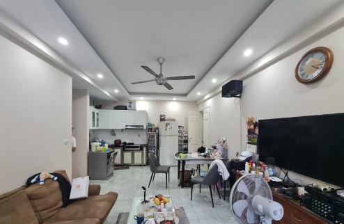 Cực hiếm, hơn 2 tỷ: Căn hộ 89m2, Phố Lạc Trung, lô góc, ở luôn