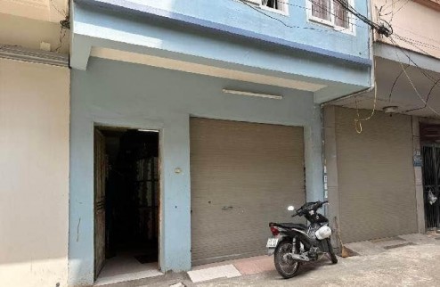 Cần bán nhà Trần Hòa 2 mặt ngõ rộng, ôtô đỗ cửa - vào nhà
