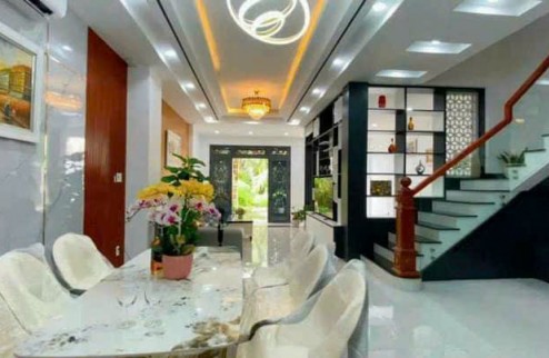 Nhà phố đường Huỳnh Tấn Phát, 4 tầng, đầy đủ nội thất, giá rẻ