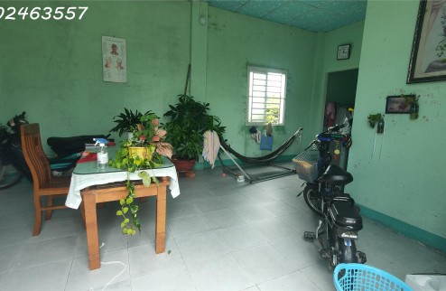 Bán lỗ! Nhà 4 phòng ngủ tại xã Trường Hoà, Thị xã Hoà Thành, Tây Ninh, với view thú vị!