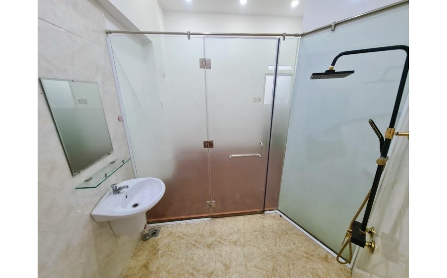 74./ BÙI QUANG LÀ - P12 - GÒ VẤP - 30M2 ( 4 X 7.5 ) GIÁ CHỦ NGỘP CHỈ CÓ 3 TỶ 3 - 2PN + 2 WC - HẺM XE HƠI VÀO TẬN CỬA. GÓC 2 MT.