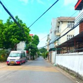 Bán nhà phố mới Nguyễn Lam, Long Biên, ngõ thông, mặt tiền rộng, đường ô tô tránh, 82m2 giá 9,2 tỷ.
