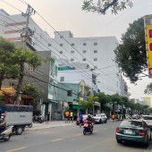 Bán nhà 4 tầng mê đúc mặt tiền đường Nguyễn Tri Phương, Hải Châu, Đà Nẵng.