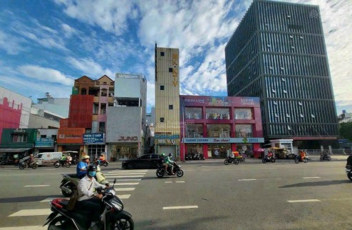Bán nhà siêu vị trí mặt tiền Nguyễn Thị Minh Khai - DT: 10x21m - XD: Hầm + 8 lầu - giá bán: 98 tỷ